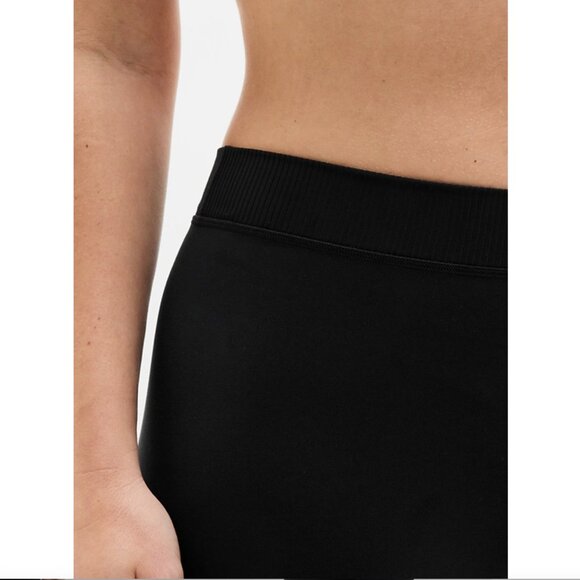 Medium, Large ATHLETA Transcend High Rise Micro Waist Stretch Leggings Black NWT - Picture 3 of 6
